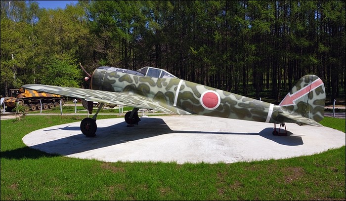 Tiêm kích Ki-43-II của Nhật Bản